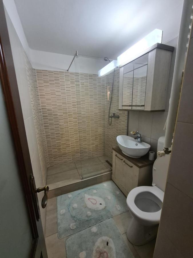 Clasic Apartment Nufarul Oradea Eksteriør billede